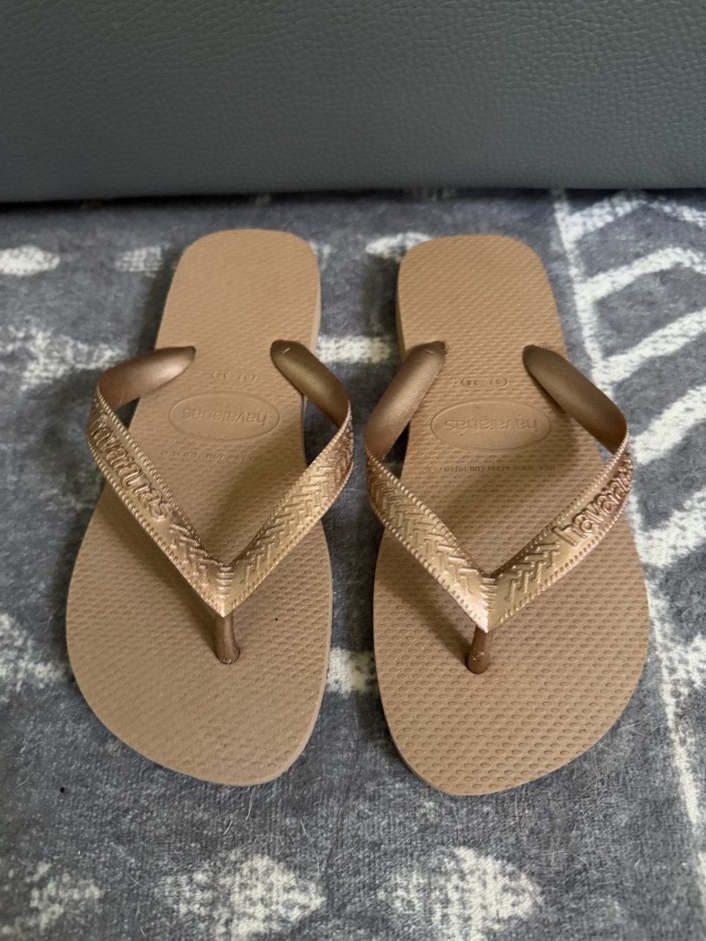 Havaianas Women's Metallic Bronze Slim Sandals